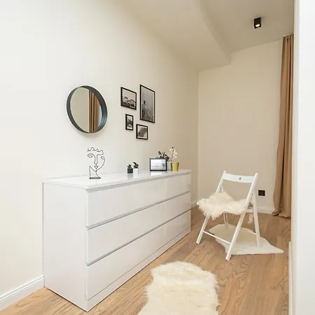 Sinfonia Lux 1205 * Sajmiste