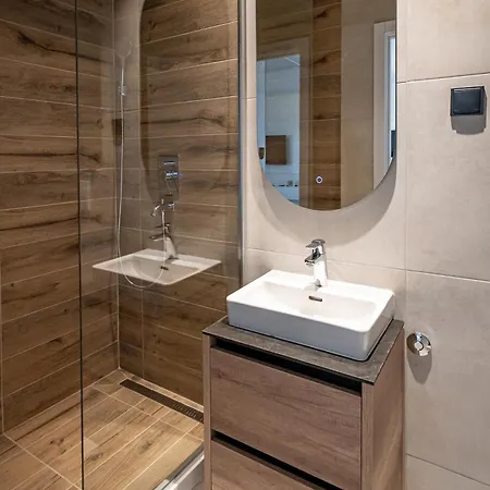 Sinfonia Lux 1205 * Sajmiste