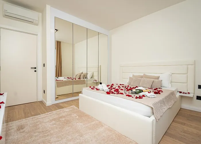 Sinfonia Lux 1205 Apartmán